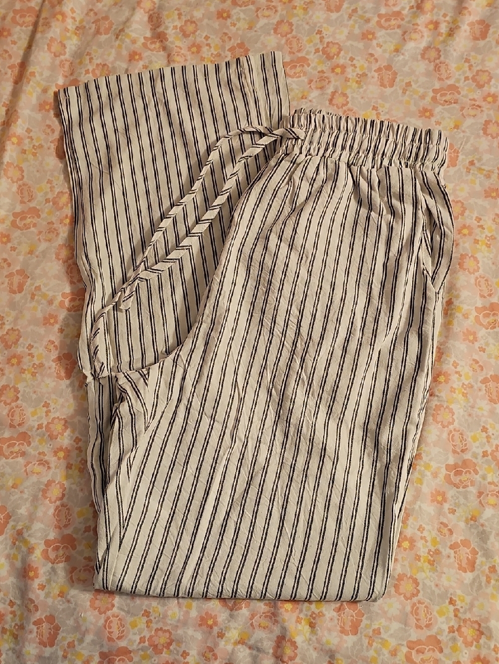 Striped Drawstring Lounge Pants - Cream & Black